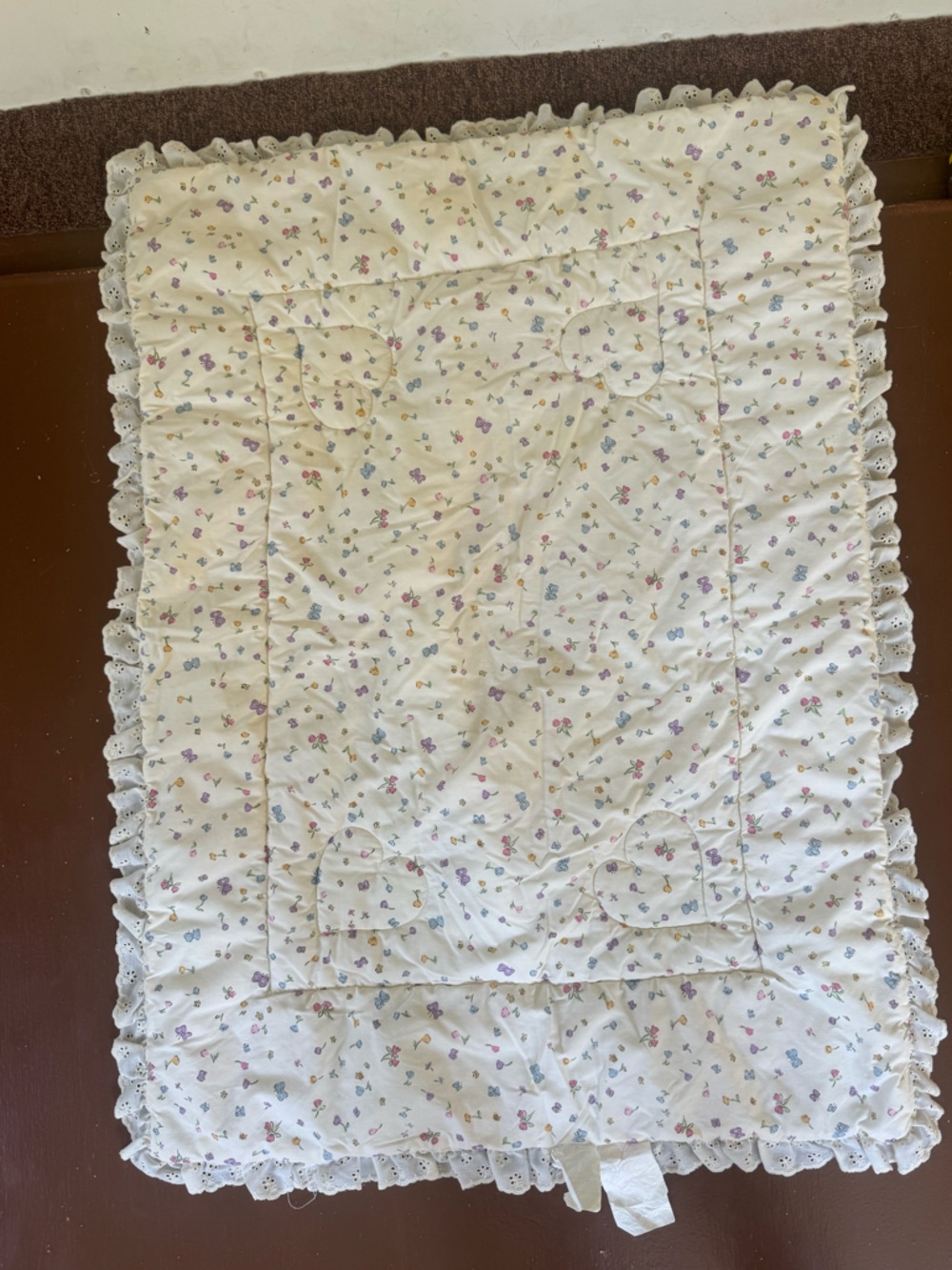 Classic Pooh Cream Baby Quilt with Ruffled Edge - Picture 2 of 11